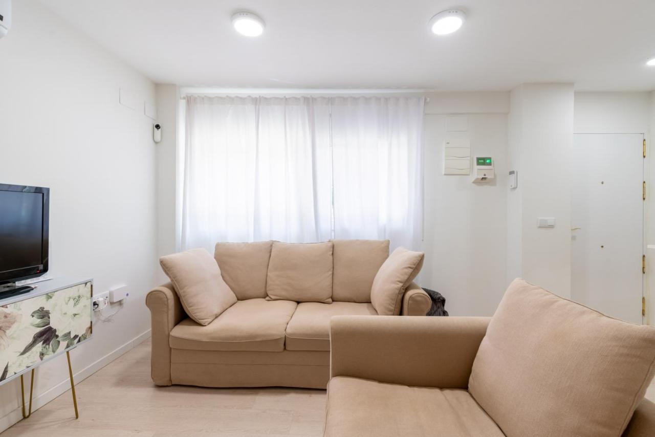 Whitey Aparment In Triana Apartamento Sevilha Exterior foto