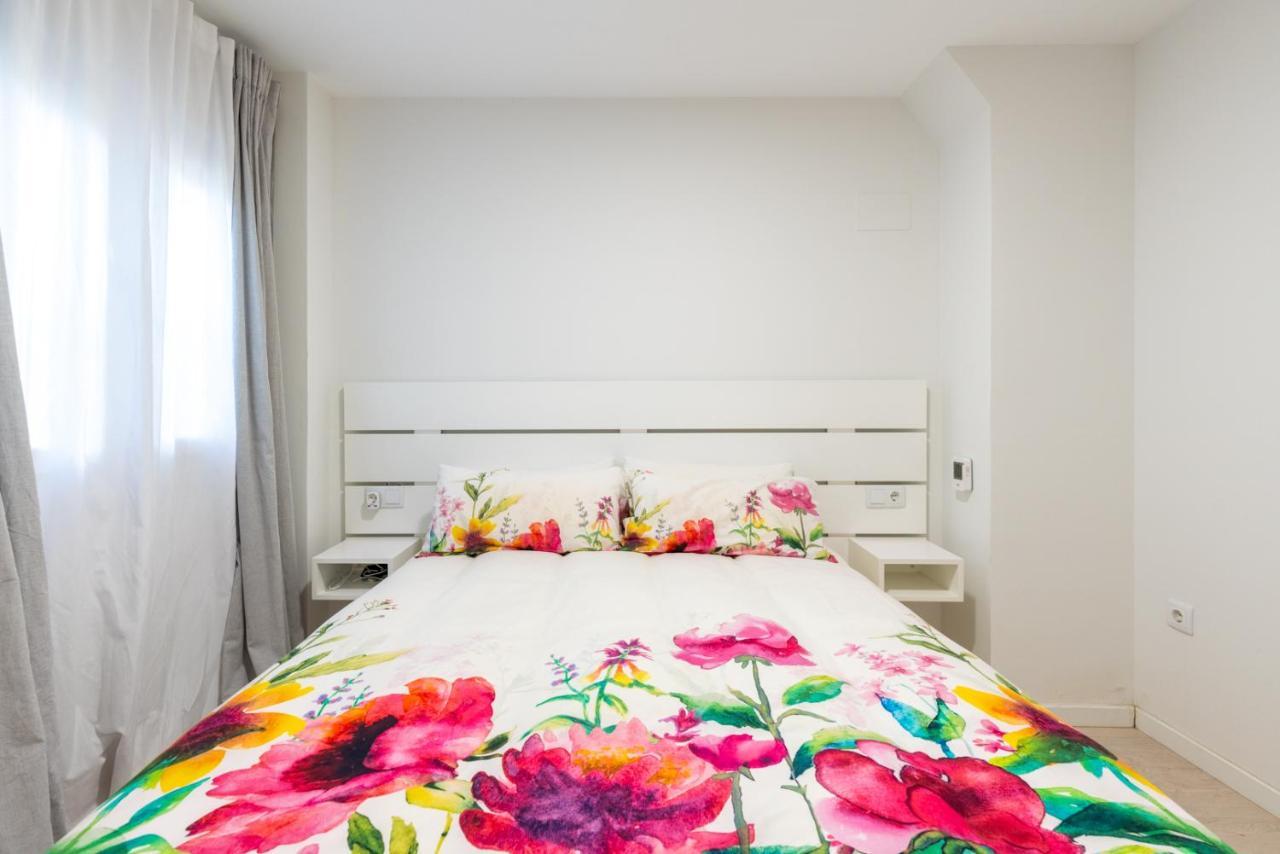 Whitey Aparment In Triana Apartamento Sevilha Exterior foto